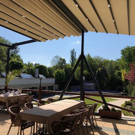 Hotel Gottwald Tata Εξωτερικό φωτογραφία
